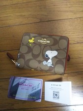 Coach x Peanuts CE704 Wallet Snoopy Woodstock Zip Around Small Signature New