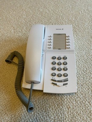 Ericsson Telefon Dialog 4220  (Systemtelefon DBC 222)