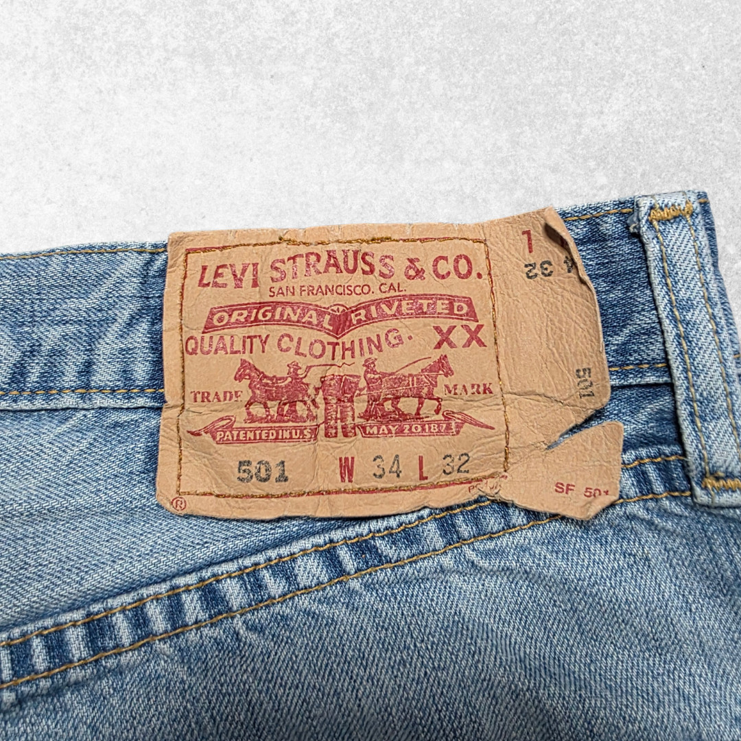 Levi’s 501 Jeans W34 L32 Blue Straight Leg 2005 Y2K Distressed Men’s image 3