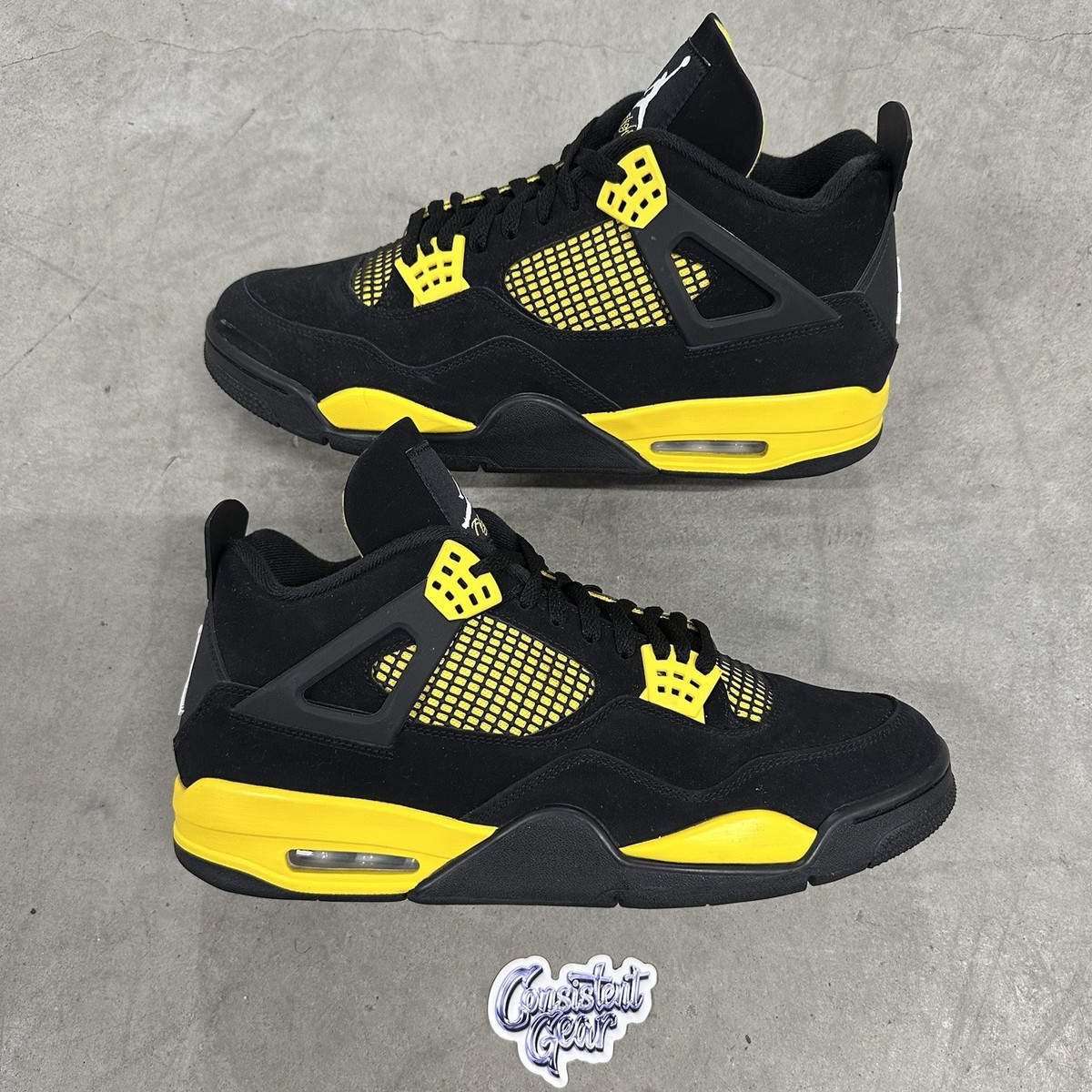 Jordan 4 Retro Thunder - Size 13M - DH6927-017 (Fast  display picture 1