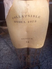 1973 Wolf Mannequin Model Size 14