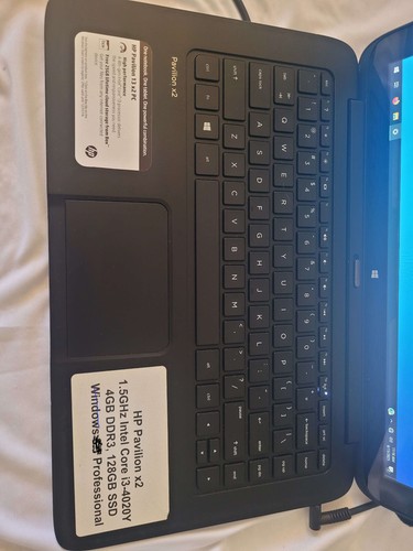 HP Pavilion x3 13-p110nr Multi-Touch 13.3" 2 in 1 Detachable Laptop Win 10 - Picture 4 of 4