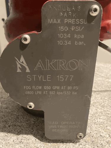 Akron SaberMaster (style 1577) electric remote controlled master stream nozzle - Picture 2 of 10