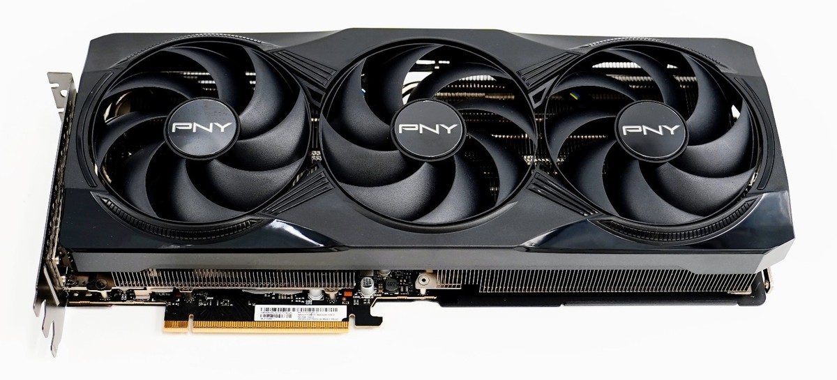PNY NVIDIA GeForce RTX 5080 Overclocked Triple Fan 16GB GDDR7 PCIe