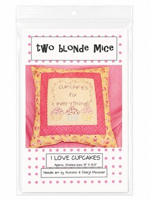 Two Blonde Mice I Love Cupcakes Pillow Pattern #3608 Embroidery 15x15.5