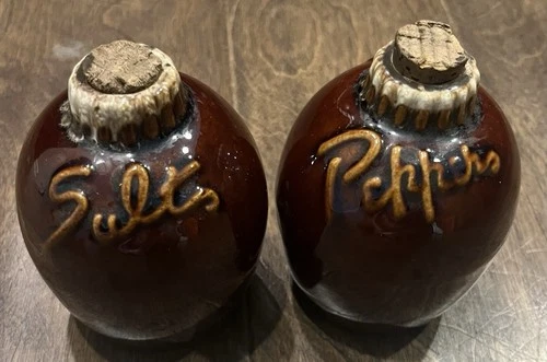 Vintage Hull Pottery Salt &Pepper Shakers Brown Drip Glaze4" Oven Proof USA