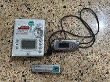 Aiwa AM-F70 MiniDisc MD Portable Recorder - Tested Working - US Seller