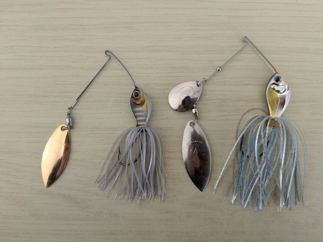 Megabass V-3 Spinnerbait 2 Piece Set Used Fishing Lures - Image 1