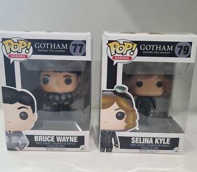 funko pop!!!! BUNDLE!! Bruce Wayne , Selina Kyle