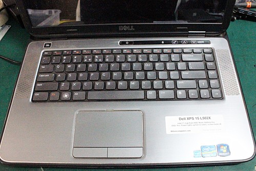 Dell XPS 15 L502X (non working for parts only ) 15" inch - Picture 4 of 6