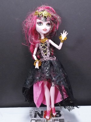 monster high 13 wishes draculaura