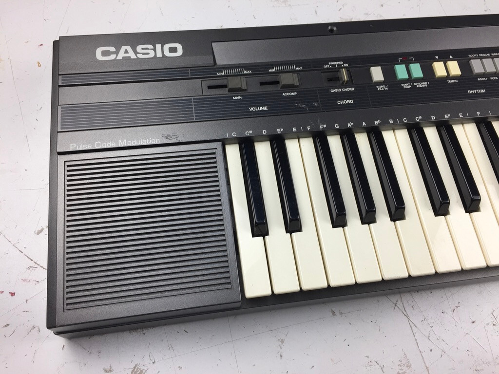 USED Casio CT-360 Casiotone PCM keyboard