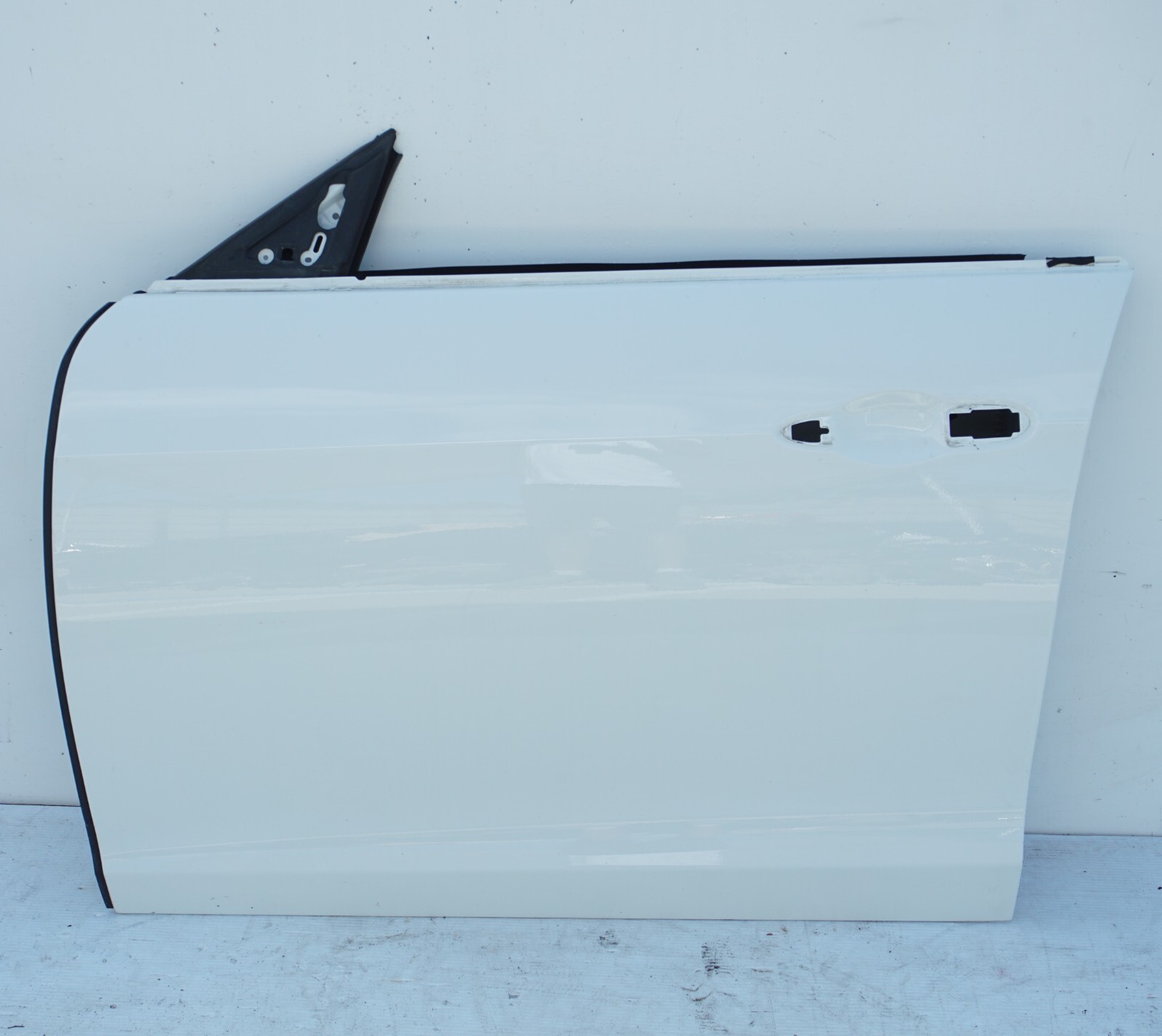 14 - 20 MASERATI QUATTROPORTE FRONT LEFT DRIVER SIDE DOOR SHELL OEM
