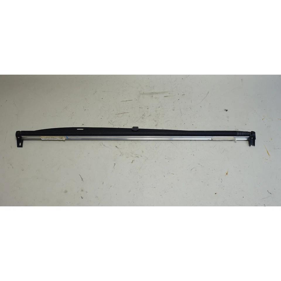 Damaged BMW E38 7-Series iL Long Wheel Base Left Rear Door Window Sun Shade OEM - Image 2 of 4