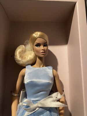 Black Tie Ball Vanessa Fashion Royalty Integrity Toys NUR NACKTPUPPE