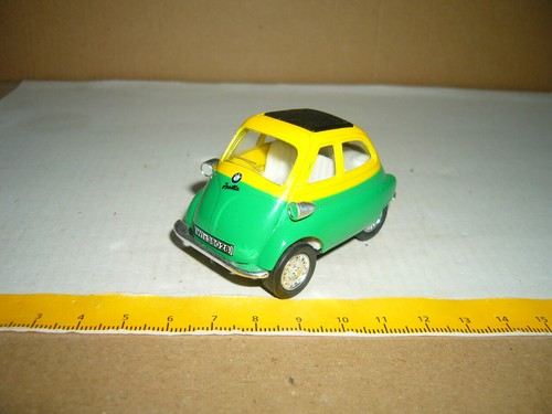 Kintoy BMW Isetta, grün-gelb, Rückziehmotor, 09-20 Zustand / Condition: 2 a – 4,