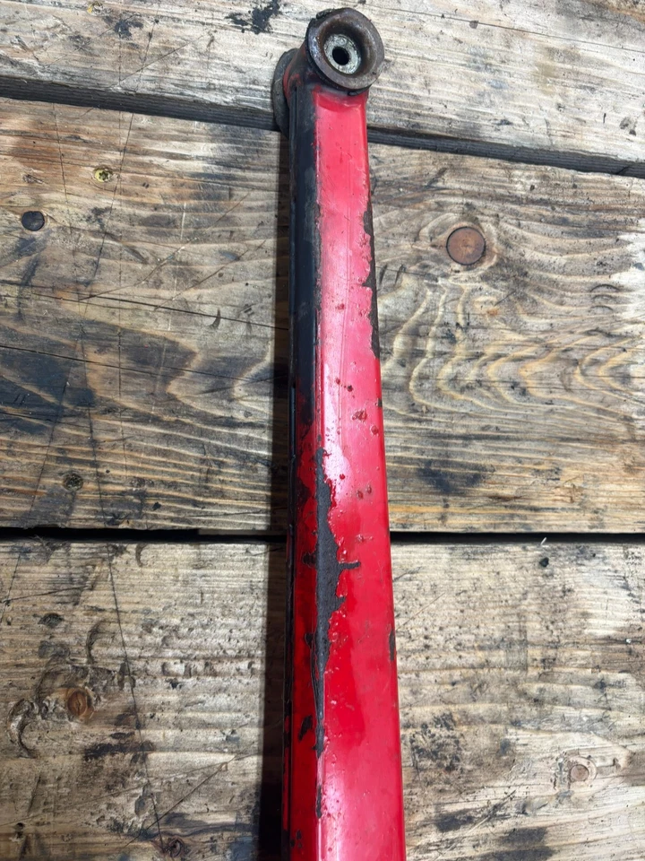 Brazo de arrastre derecho Ski-Doo Formula 500 1998 506134710 RW7380 Foto 4 de 4