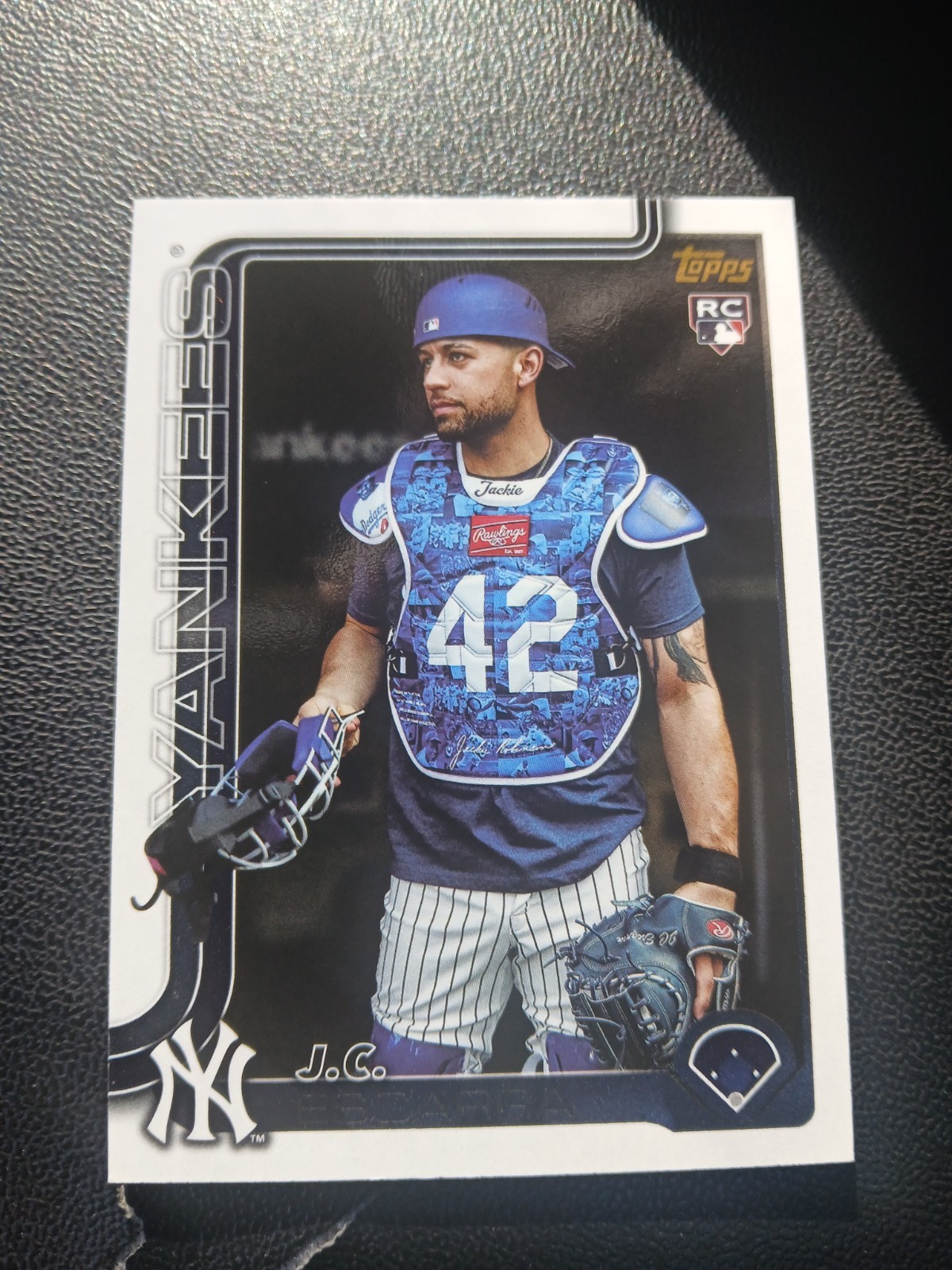 2025 Topps Update Series - J.C. Escarra #US96 Golden Mirror Variation (RC)🔥