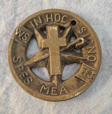 Vintage 4.5'' Ceramic TEMPLE TREASURES Decoration ''In Hoc Signo Spes Mea''