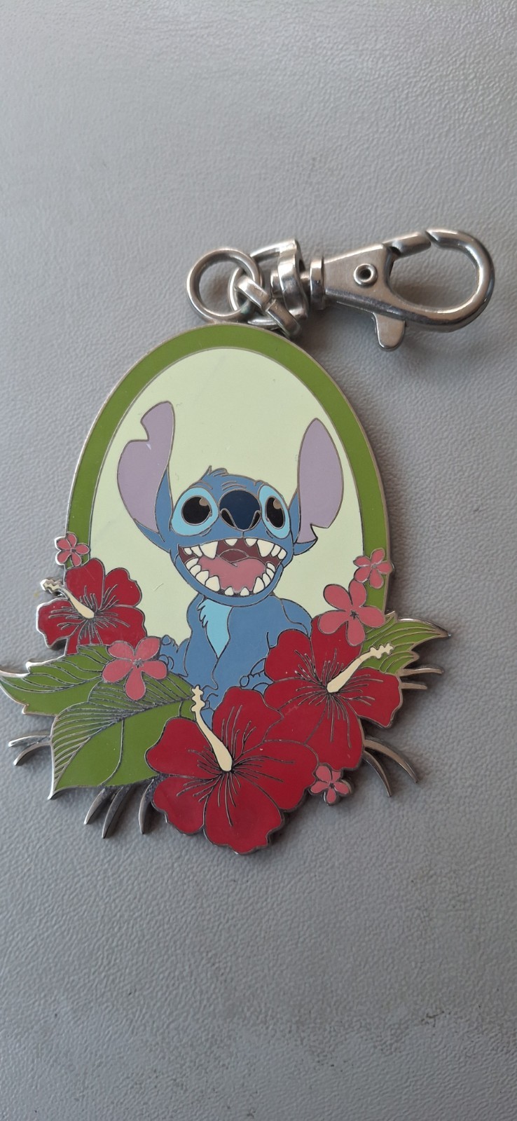 Disney Stitch Medallion Lanyard Keychain 2005 Pin Trading Disney Parks 