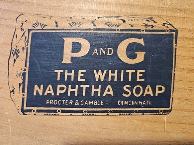 VTG PROCTER & GAMBLE The White Naphtha Soap Dovetailed Wood Box Crate P and G