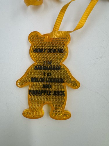 Barenjager Reflective Plastic Recipe Bear and Collective Pinback - Picture 3 of 10