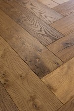 £48.99 - Herringbone Parquet Oak Antique Brown Flooring - 15x4x125 - SAMPLE