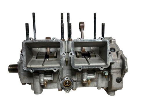 Polaris 600 Crankcase 2203321 Crankshaft 2208895 2007 Polaris Switchback 600 - Picture 6 of 11