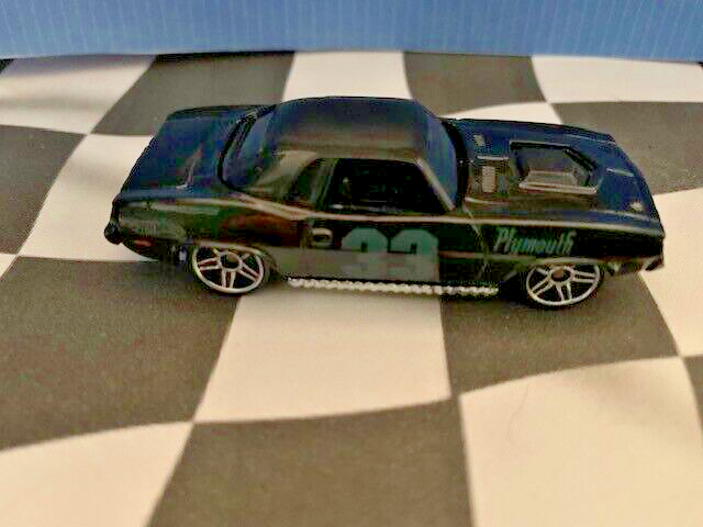 Hot Wheels 2007 Mystery Cars 2/24 158 1970 '70 Plymouth Barracuda