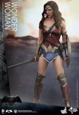 Hot Toys 1/6 MMS359 – Batman v Superman: Dawn of Justice - Wonder