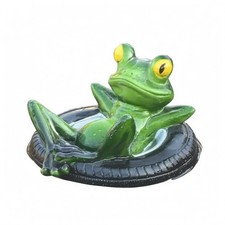 Harz Frosch Ornament glänzend Frosch auf Reifenbasis skurril für Teich