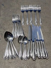 Arbor–American Harmony Beaded Stainless Steel Flatware Set – Oneida Silver 31pc.