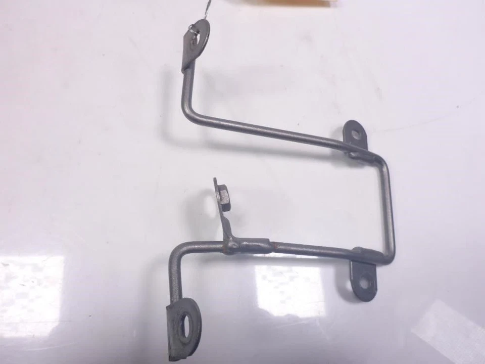 Крепежный кронштейн для измерителя 07 Ducati S4R S - Изображение 3 из 4