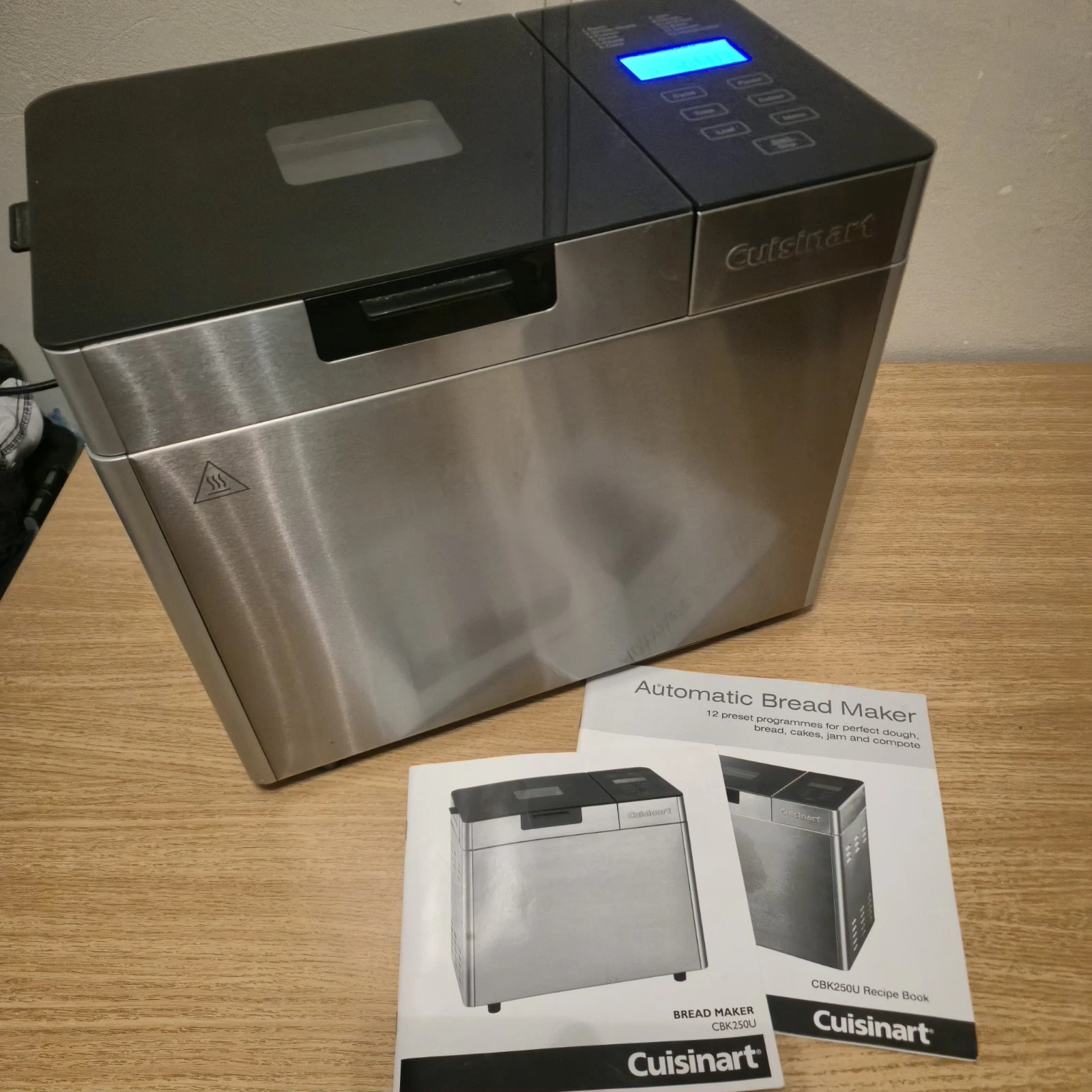 Cuisinart CBK250U Bread Maker Automatic Digital Machine stainless steel, Manual
Opens in a new windo
