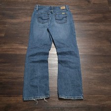 Levi Strauss Signature Jeans Womens 8 Short Mid Rise Boot Cut Blue Dark Wash