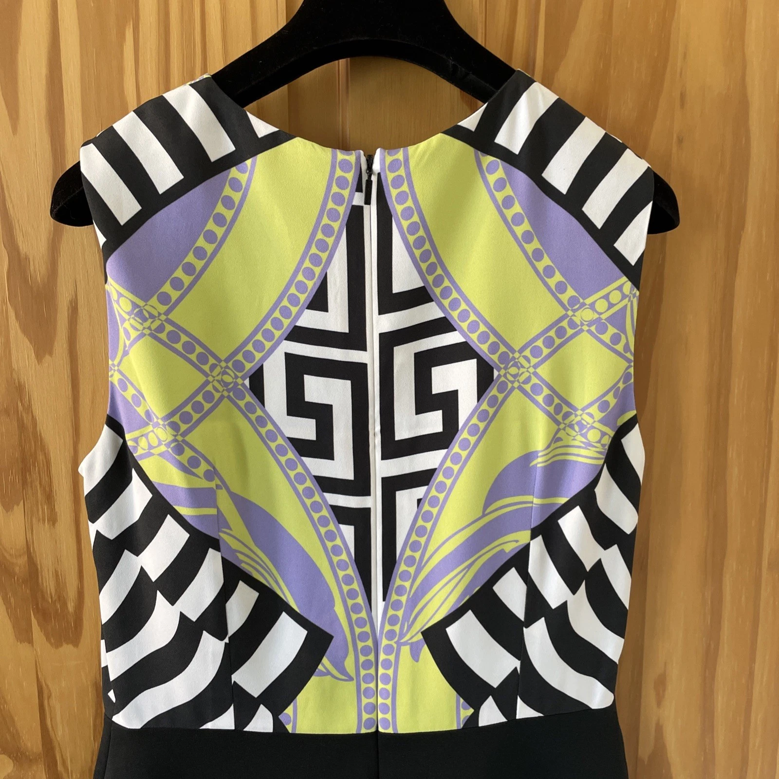 Abito smanicato GIANNI VERSACE Medusa ITALIA TG 44. Ottime condizioni