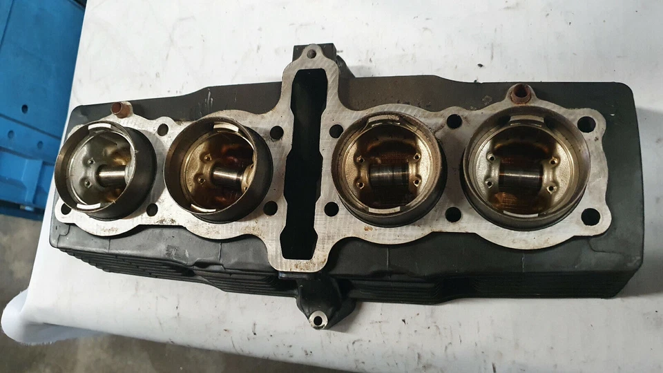 Honda CBX 550 Zylinder + Kolben, Zylinderkopf B5075 - Bild 4 von 4