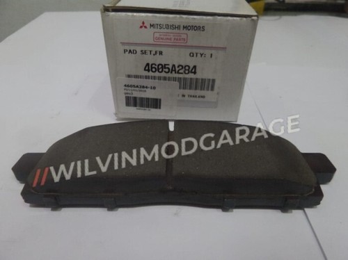 Genuine OEM Front Brake Pads 08-23 Mitsubishi Pajero Montero Sport 2.5L 4605A284 - Picture 2 of 8