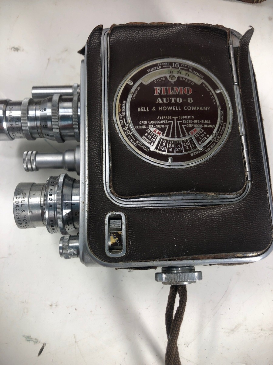 Bell & Howell Filmo AUTO-8 - 8mm movie camera w/two lenses and