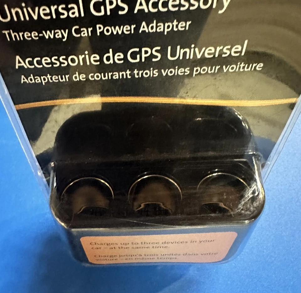 Accesorio GPS universal Navigon adaptador de corriente de tres vías para coche Foto 2 de 3