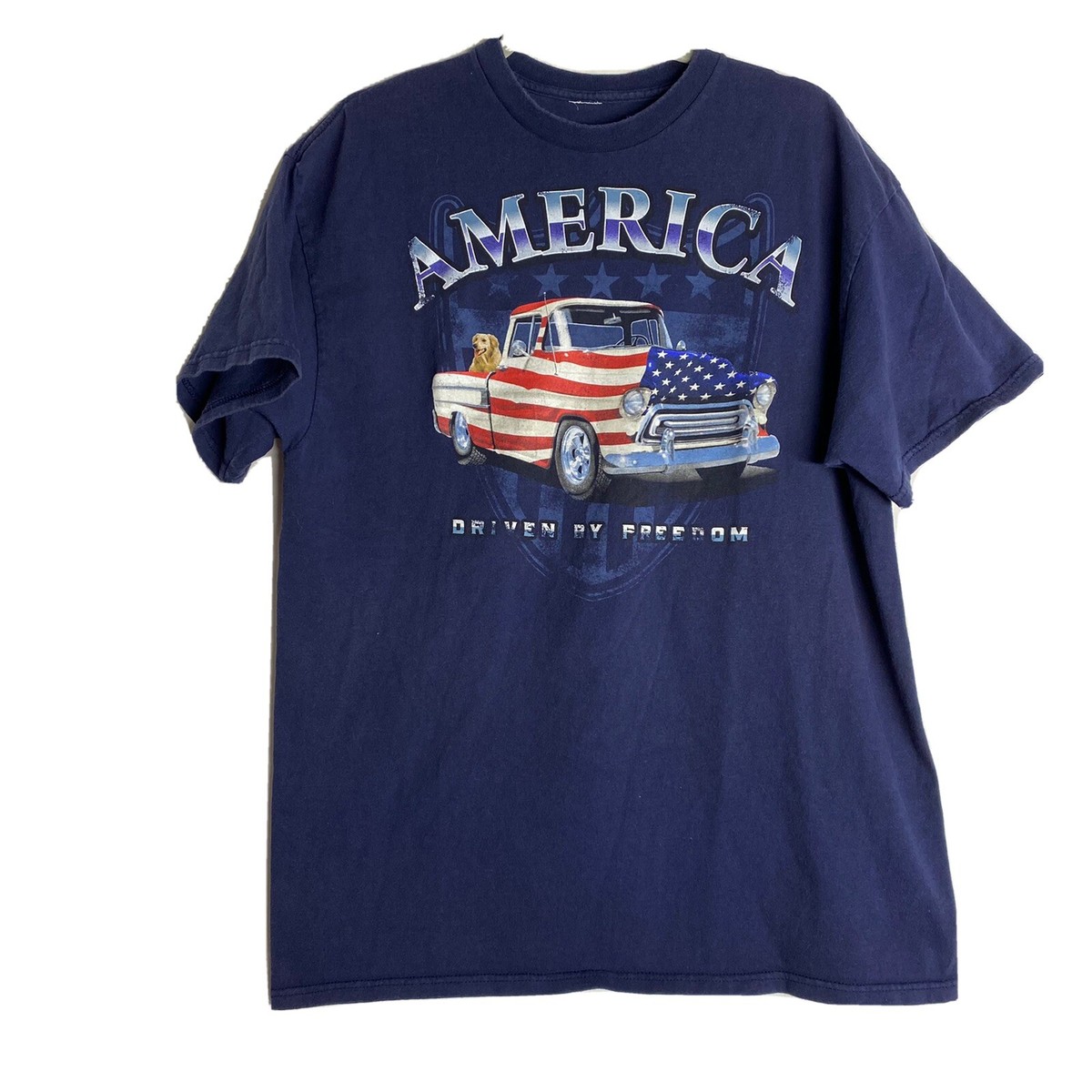 Vintage America Driven By Freedom Golden retriever T-Shirt