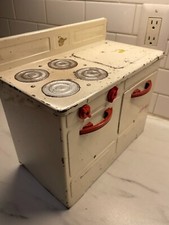 VTG Metal Tin Empire 226 Little Lady Cooking Stove Toy white red 1960s no cord