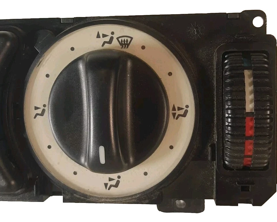 01-04 Interruptor de control de clima de calefacción aire acondicionado Mercedes R170 SLK320 SLK230 FABRICANTE DE EQUIPOS ORIGINALES Foto 4 de 4
