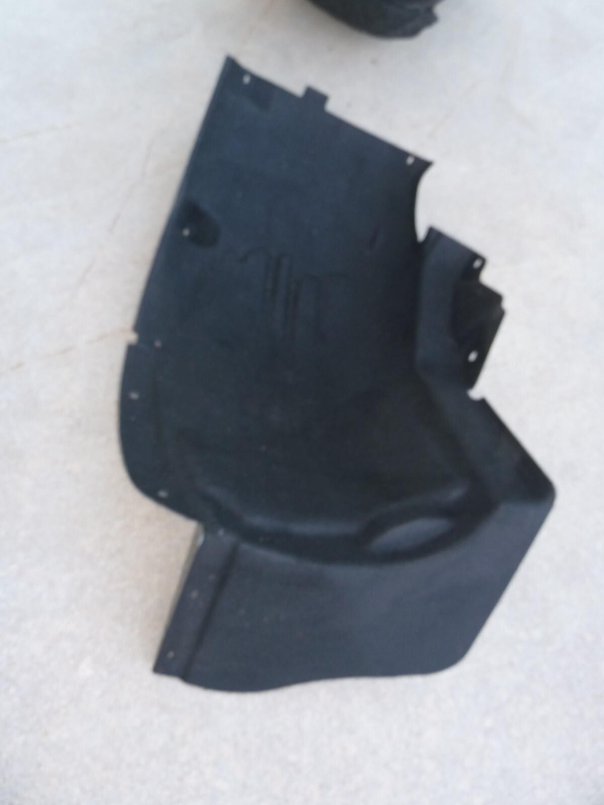 2015+ BENTLEY BENTAYGA Right Passnger Rear Splash Shield Well Guard Dust Cover