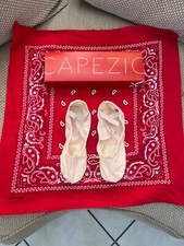Capezio ballet slippers   size 7 run small 