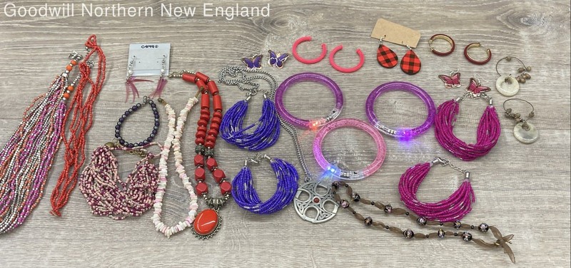 Boho Jewelry Lot w. Pink Purple Red Seed Bead Necklaces Bracelets Earrings