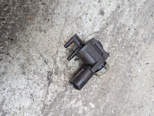 Audi A4 8E B7 AGR Unterdrucksystem Magnetventil 1J0906283C Bj 2006 Original
