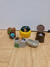   Vintage 1995 Burger King Disney Pocahontas Finger Puppets Lot of 4 Meeko Flit