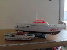 Revell Hermann Marwede SAR Seenotkreuzer Schiffsbausatz 1:200 Gebaut