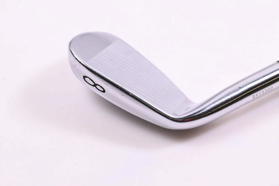 Titleist 620 MB #8 Iron / 39 Degree / X-Flex Project X LS 125 Shaft - Image 3 of 4